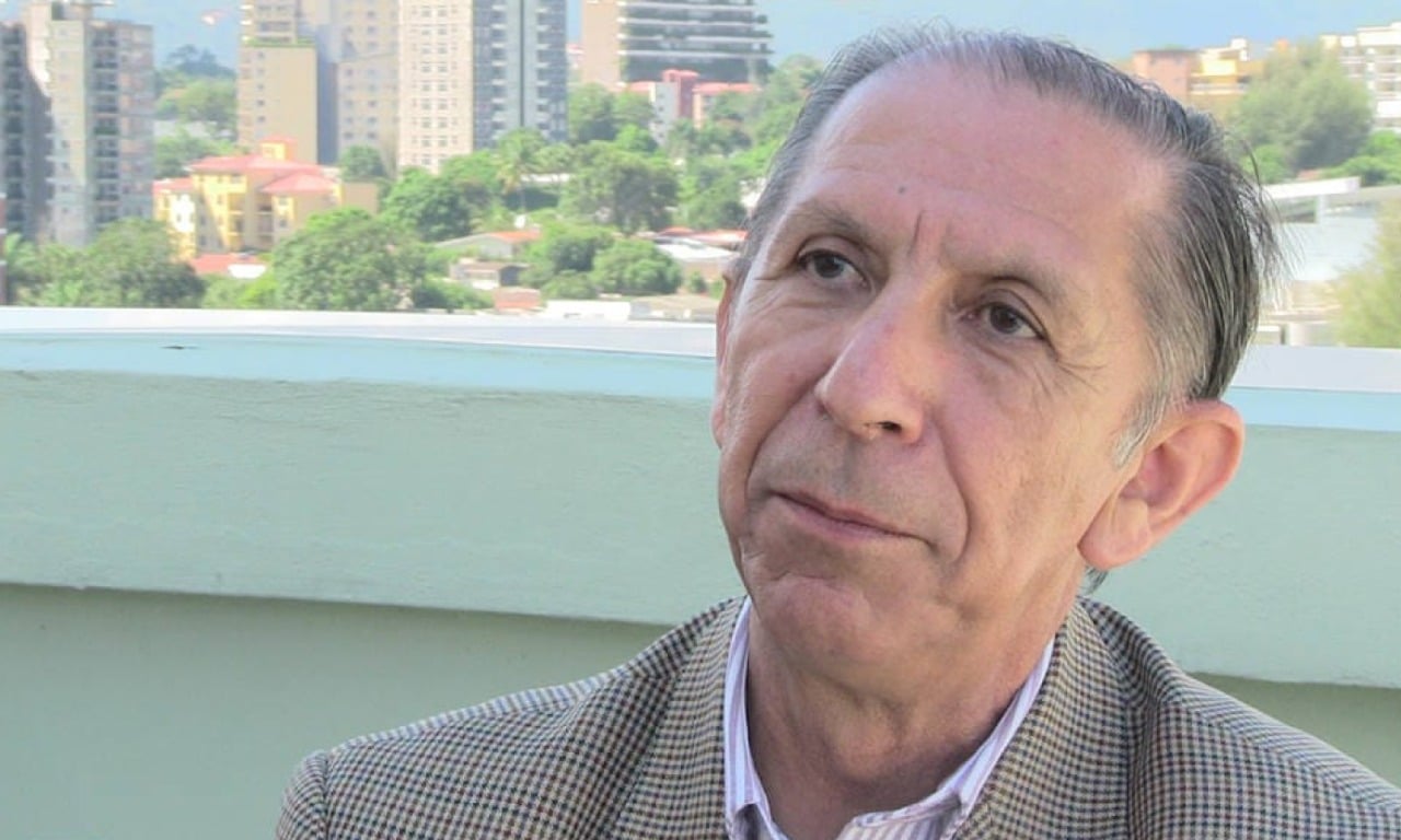Periodista ecuatoriano fue retirado de moderación del debate presidencial de forma arbitraria