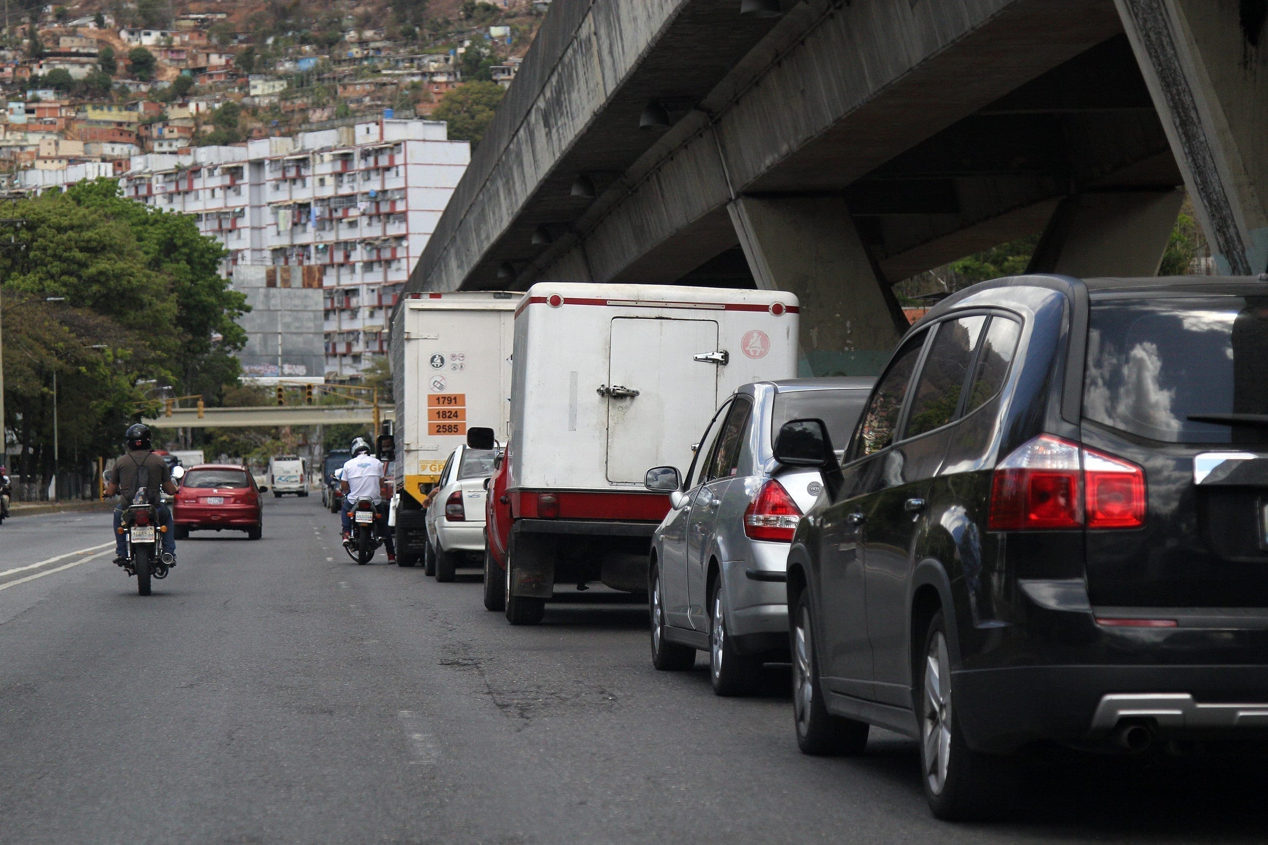 Equipo de prensa de Caraota Digital fue amedrentado por colectivos en Caracas