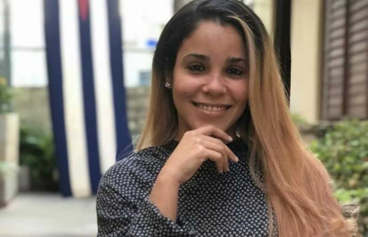 Periodista Claudia Montero es interrogada por la Contrainteligencia Militar