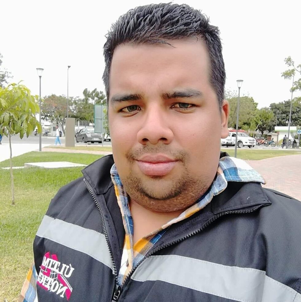 Periodista ecuatoriano asesinado en un ataque armado