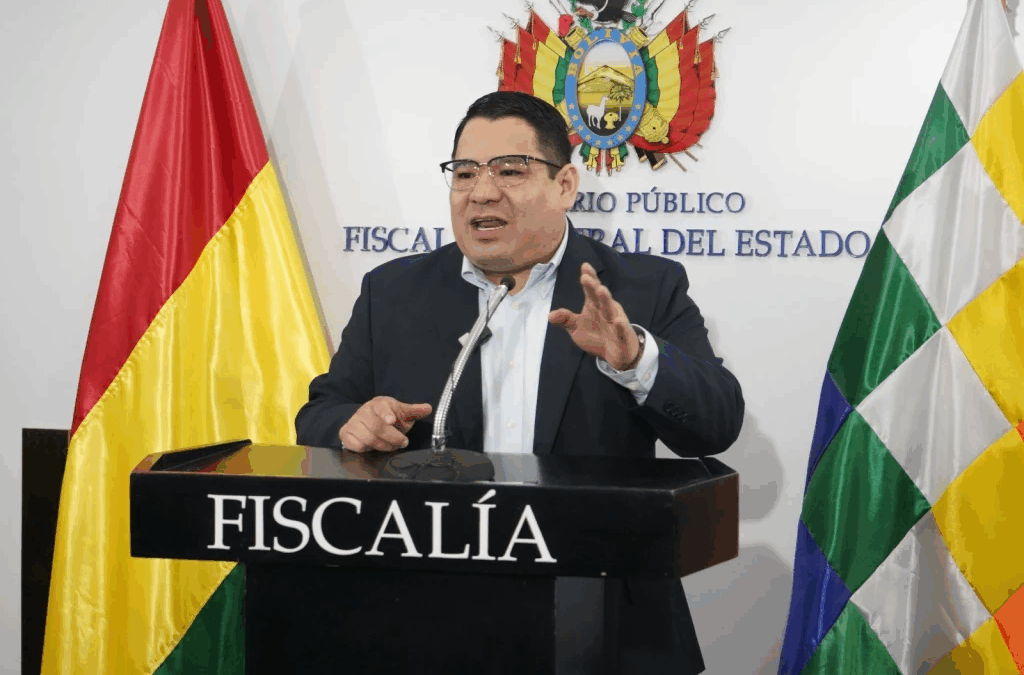 Fiscal sindica de “afán conspirador” a un canal privado de televisión