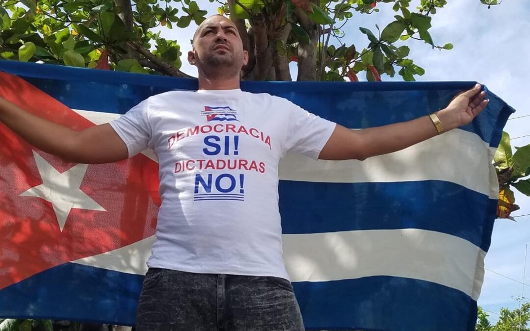 Régimen cubano castiga a periodista preso Yeris Curbelo Aguilera negándole su derecho al trabajo