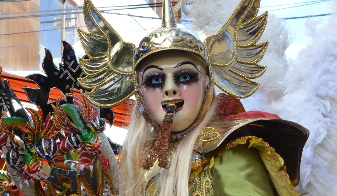 Bolivia | Para acceder a palcos del Carnaval de Oruro periodistas deben hacer un pago diferenciado