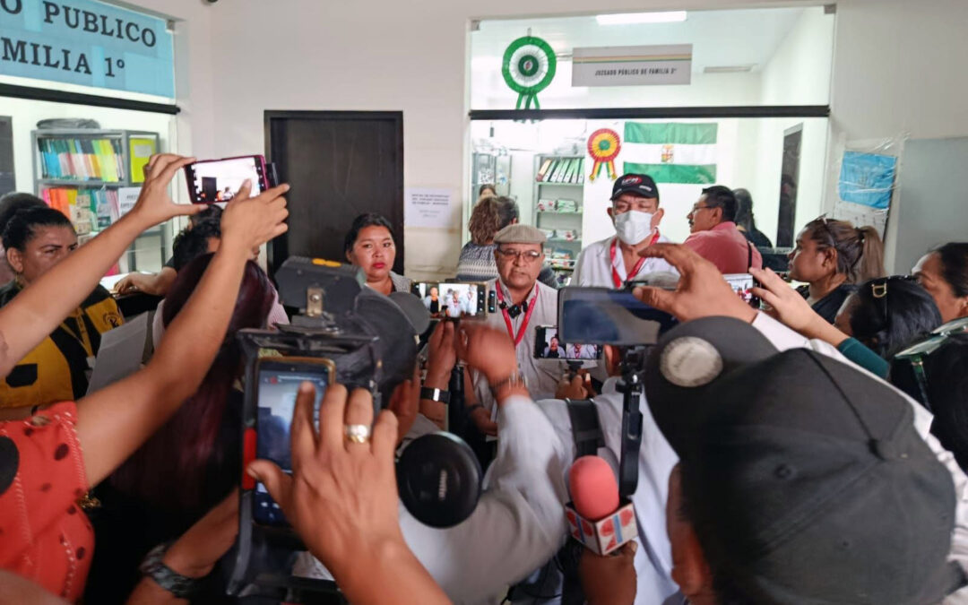 Bolivia | Juez se declara incompetente en acción de privacidad y deriva el caso de una periodista al Tribunal de Imprenta